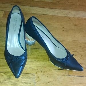 Donald Pliner sz 9 leather heels